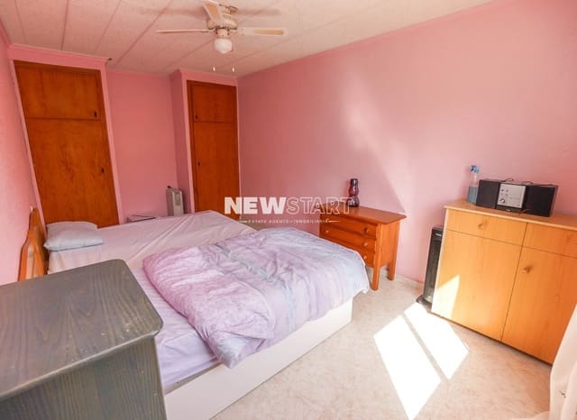 2 Zimmer Haus zu verkaufen in La Marina, Elche / Elx mit Garage - 130.000 € (Ref: 9809796)