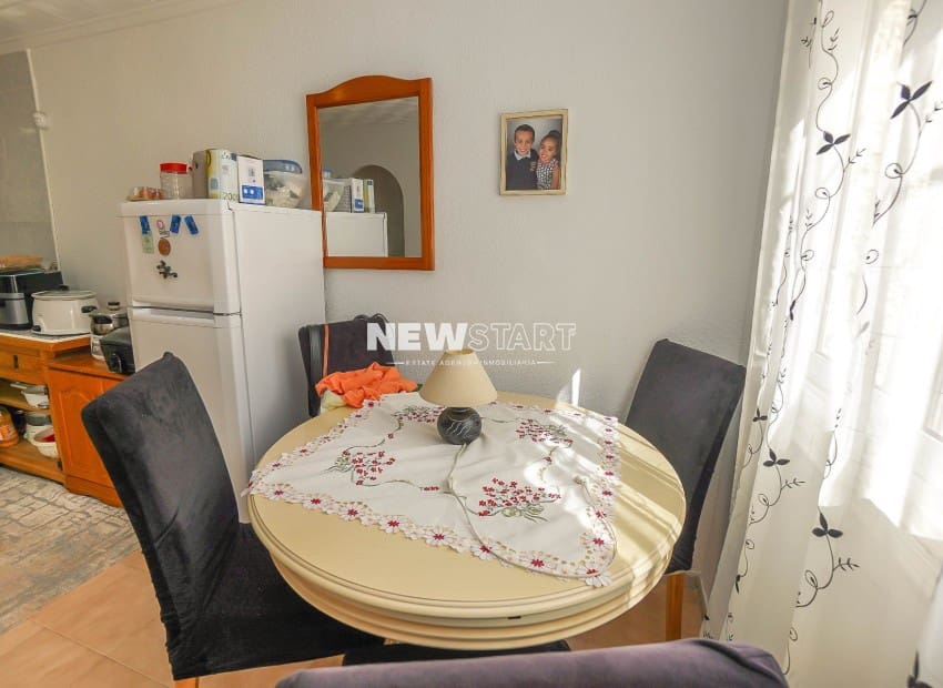 2 Zimmer Haus zu verkaufen in La Marina mit Garage - 130.000 € (Ref: 9809796)