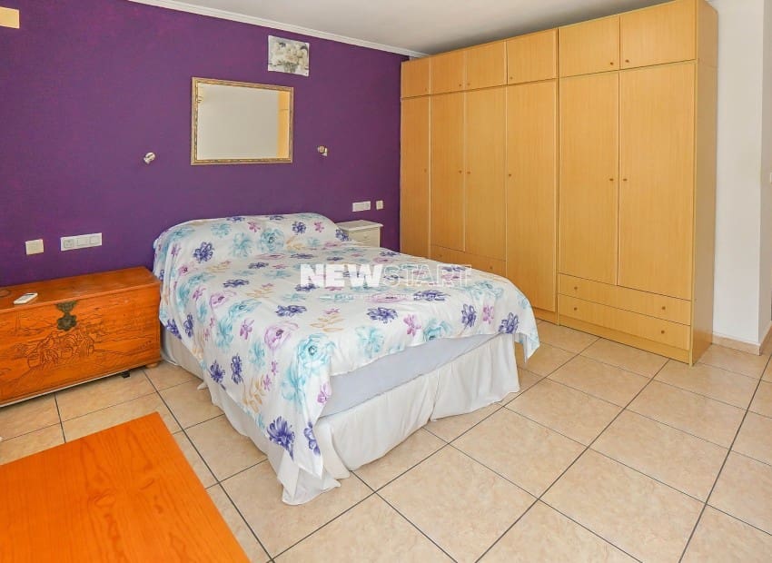 3 bedroom Villa for sale in La Marina with garage - € 200,000 (Ref: 9809797)