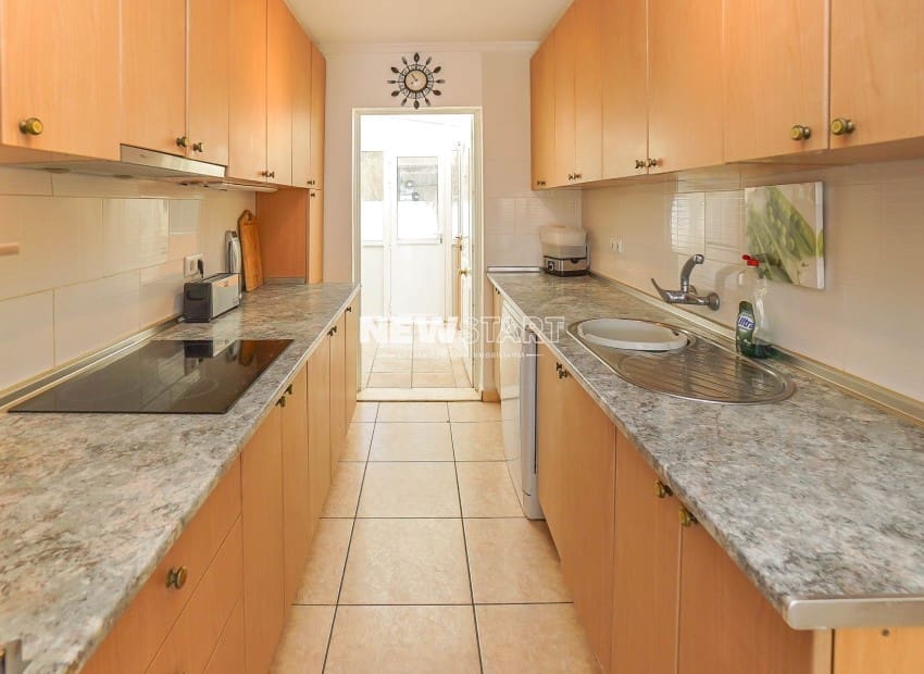 3 bedroom Villa for sale in La Marina with garage - € 200,000 (Ref: 9809797)