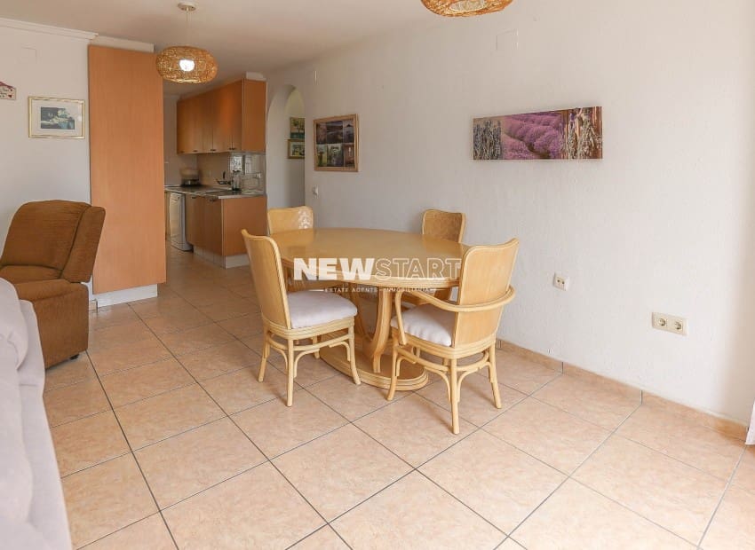 3 bedroom Villa for sale in La Marina with garage - € 200,000 (Ref: 9809797)