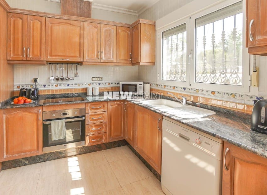 3 soveværelse Villa til salg i San Fulgencio med swimmingpool - € 495.000 (Ref: 9815019)