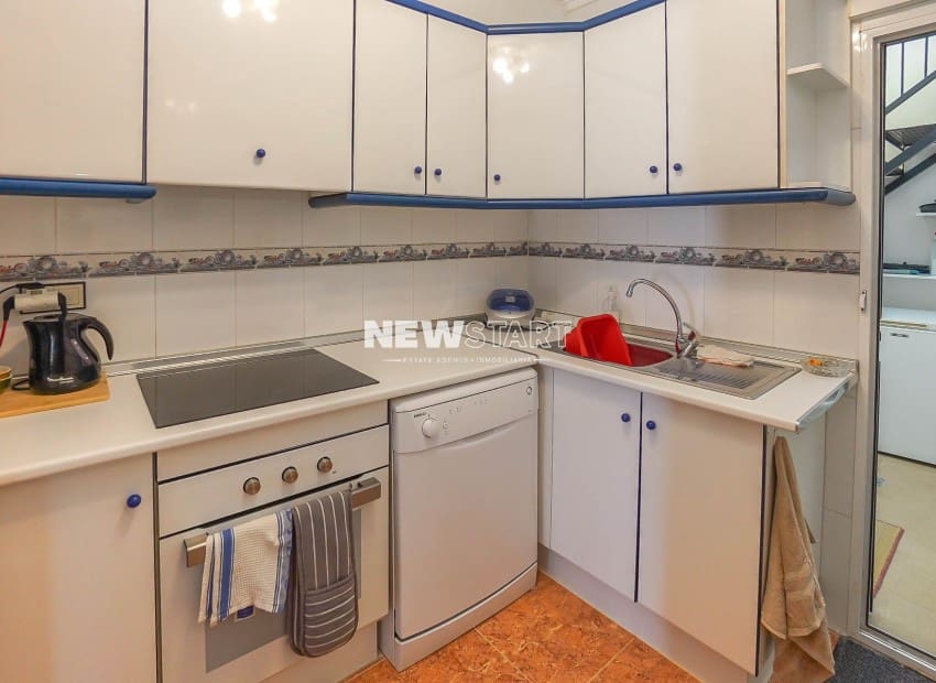 2 bedroom Semi-detached Villa for sale in La Marina with pool - € 173,500 (Ref: 9815020)