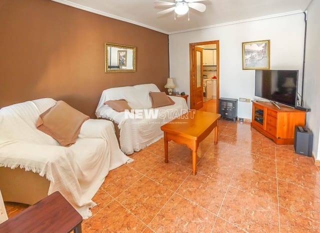 2 bedroom Semi-detached Villa for sale in La Marina, Elche / Elx with pool - € 173,500 (Ref: 9815020)