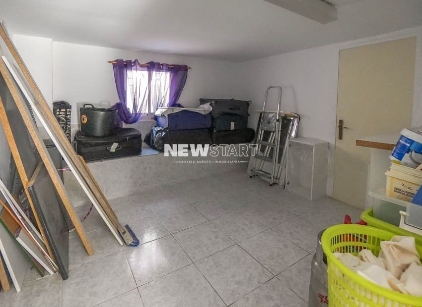 2 soveværelse Villa til salg i La Marina med swimmingpool garage - € 185.000 (Ref: 9815115)