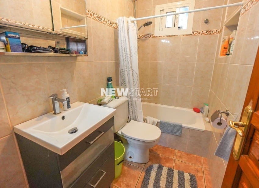 2 soveværelse Villa til salg i La Marina med swimmingpool garage - € 185.000 (Ref: 9815115)
