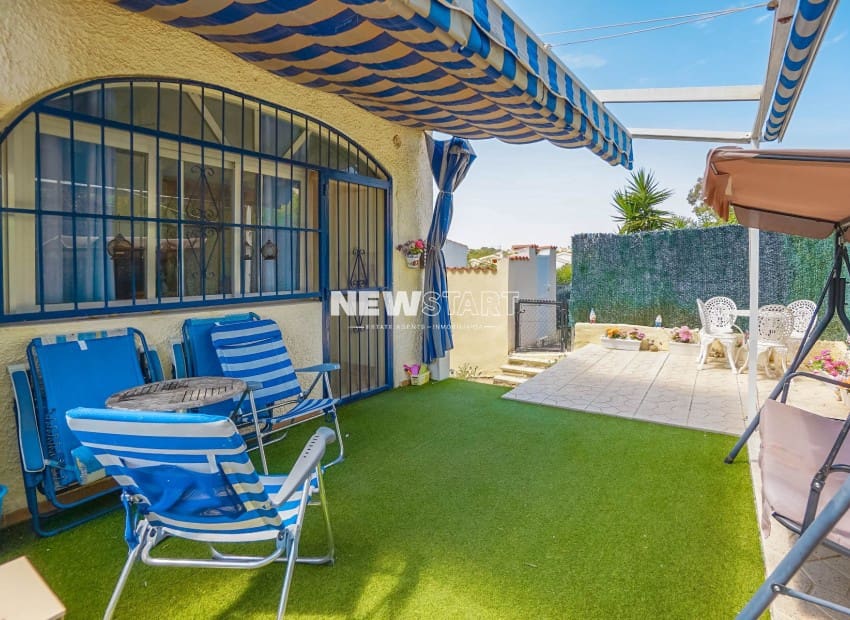 2 soveværelse Villa til salg i La Marina med swimmingpool garage - € 185.000 (Ref: 9815115)