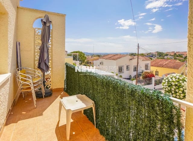 2 camera da letto Villa in vendita in La Marina, Elche / Elx con piscina garage - 180.000 € (Rif: 9815115)