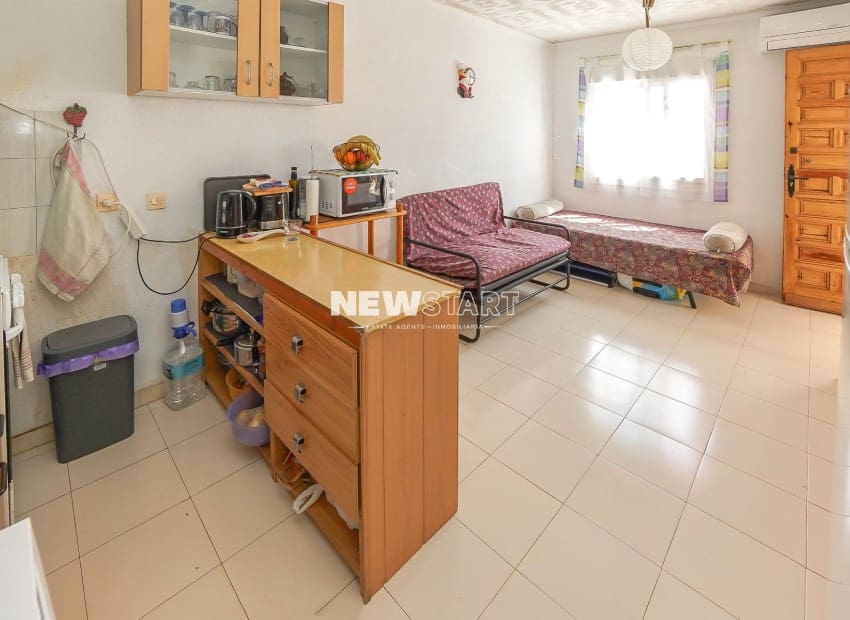 2 soveværelse Bungalow til salg i La Marina - € 119.000 (Ref: 9821040)