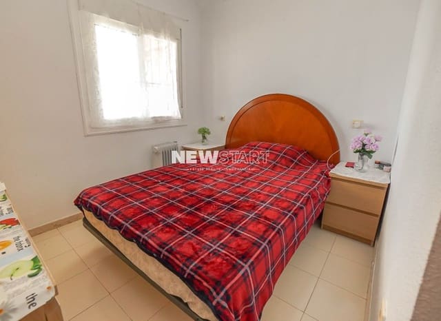2 soveværelse Bungalow til salg i La Marina, Elche / Elx - € 119.000 (Ref: 9821040)
