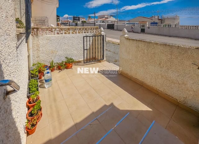2 soveværelse Bungalow til salg i La Marina, Elche / Elx - € 119.000 (Ref: 9821040)