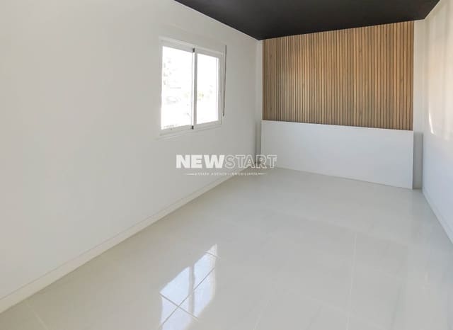 3 quarto Quinta/Casa Rural para venda em La Marina, Elche / Elx - 299 000 € (Ref: 9821476)