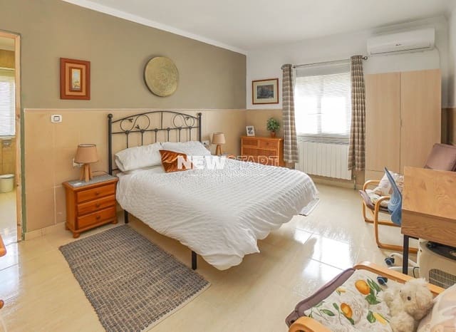 3 sovrum Finca/Hus på landet till salu i Daimes, Elche / Elx - 340 000 € (Ref: 9834659)
