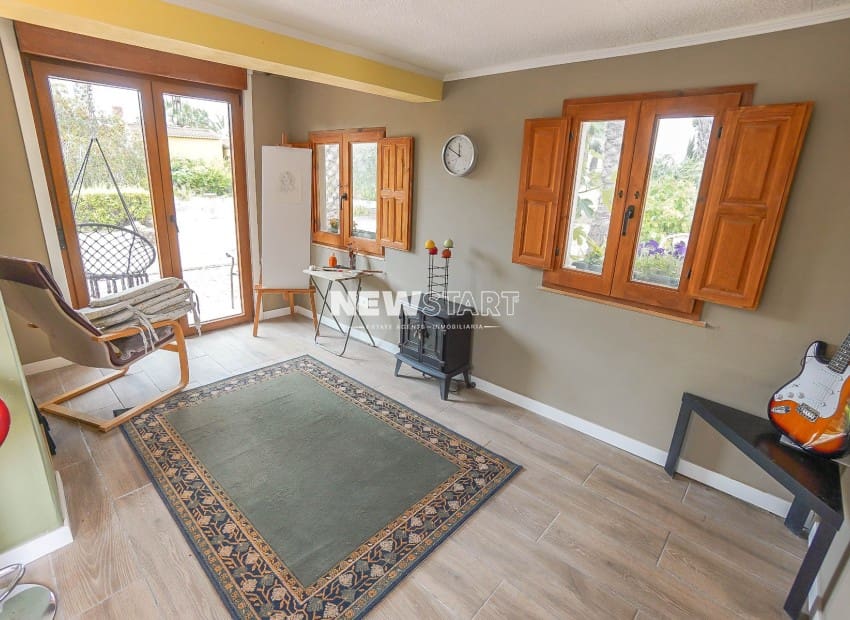 3 sovrum Finca/Hus på landet till salu i Daimes - 340 000 € (Ref: 9834659)