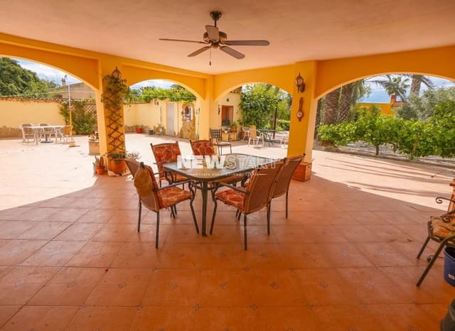 3 sovrum Finca/Hus på landet till salu i Daimes, Elche / Elx - 340 000 € (Ref: 9834659)