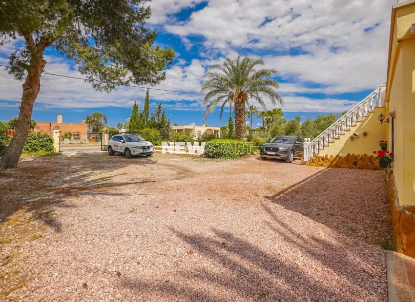 3 sovrum Finca/Hus på landet till salu i Daimes - 340 000 € (Ref: 9834659)