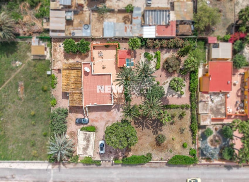 3 sovrum Finca/Hus på landet till salu i Daimes - 340 000 € (Ref: 9834659)