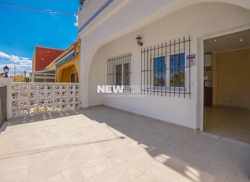 1 camera da letto Casa in vendita in La Marina con garage - 129.000 € (Rif: 9838261)