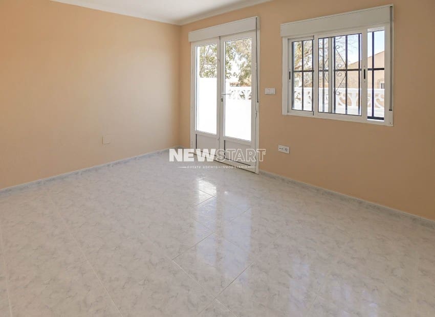 1 camera da letto Casa in vendita in La Marina con garage - 129.000 € (Rif: 9838261)