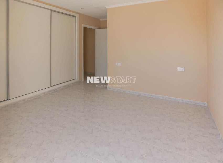 1 camera da letto Casa in vendita in La Marina con garage - 129.000 € (Rif: 9838261)