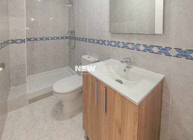 1 camera da letto Casa in vendita in La Marina, Elche / Elx con garage - 129.000 € (Rif: 9838261)