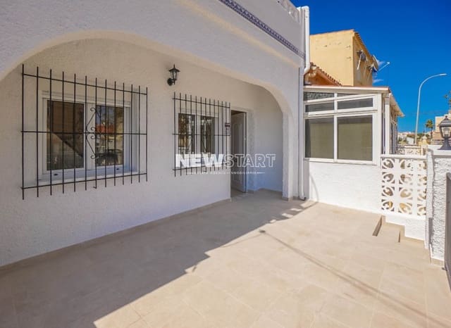 1 soveværelse Byhus til salg i La Marina, Elche / Elx med garage - € 129.000 (Ref: 9838261)