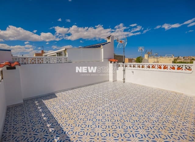 1 camera da letto Casa in vendita in La Marina, Elche / Elx con garage - 129.000 € (Rif: 9838261)