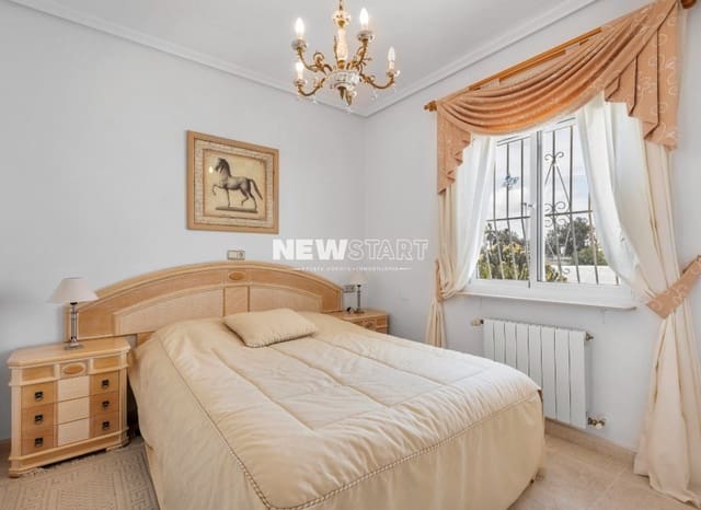 3 camera da letto Villa in vendita in La Marina, Elche / Elx con piscina garage - 489.995 € (Rif: 9841554)
