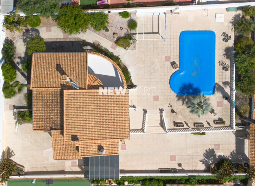 3 bedroom Villa for sale in La Marina with pool garage - € 489,995 (Ref: 9841554)