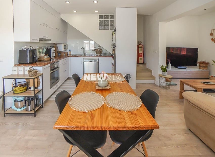 2 bedroom Townhouse for sale in La Marina with garage - € 164,000 (Ref: 9847576)