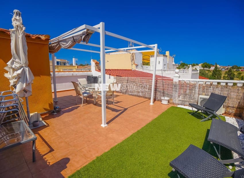 2 bedroom Townhouse for sale in La Marina with garage - € 164,000 (Ref: 9847576)