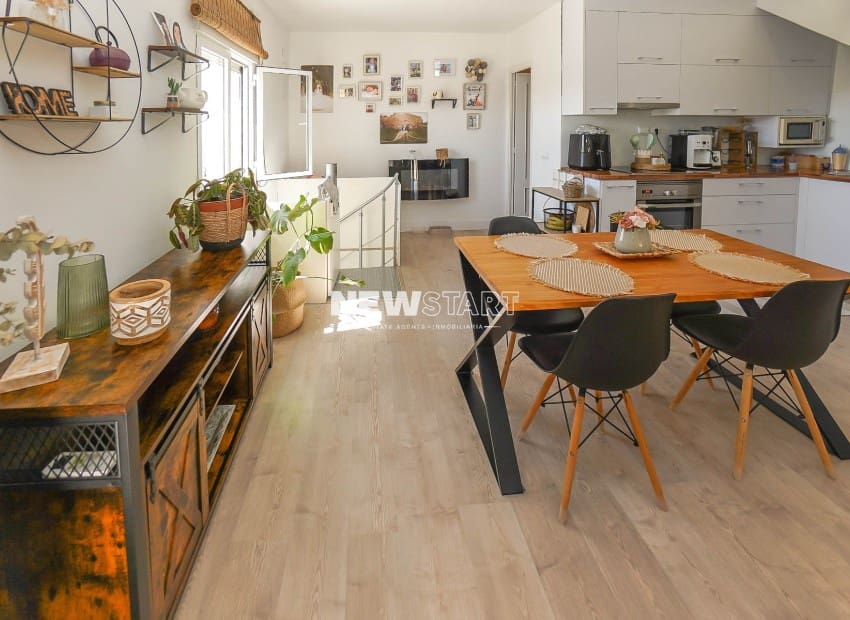 2 bedroom Townhouse for sale in La Marina with garage - € 164,000 (Ref: 9847576)