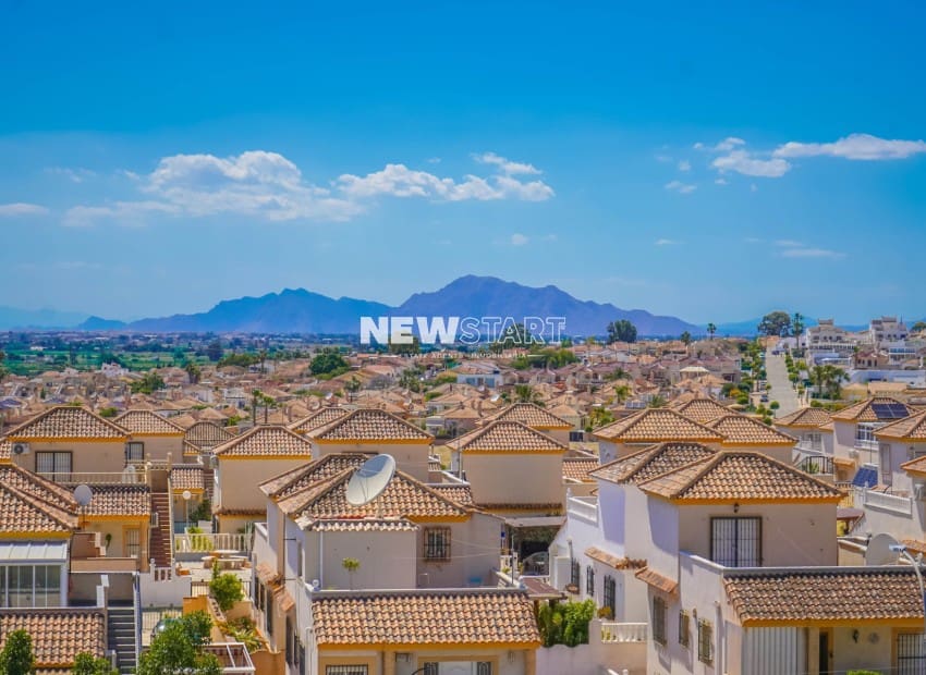 2 bedroom Townhouse for sale in La Marina with garage - € 164,000 (Ref: 9847576)
