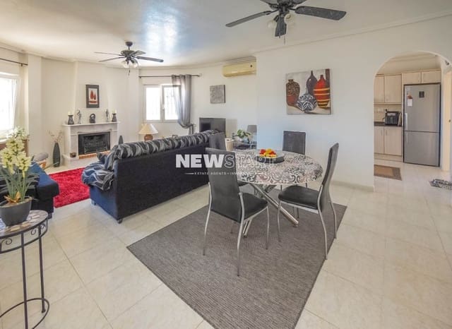 3 bedroom Villa for sale in San Fulgencio with pool - € 375,000 (Ref: 9850356)