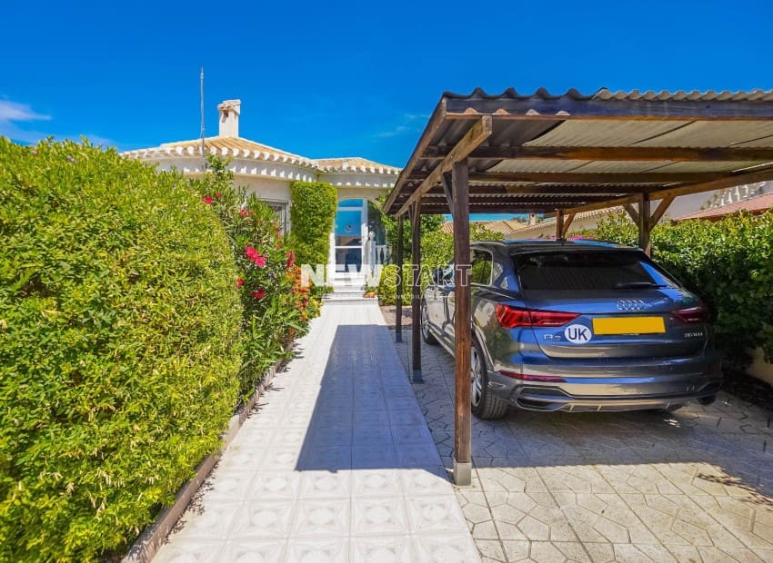 3 bedroom Villa for sale in San Fulgencio with pool - € 375,000 (Ref: 9850356)