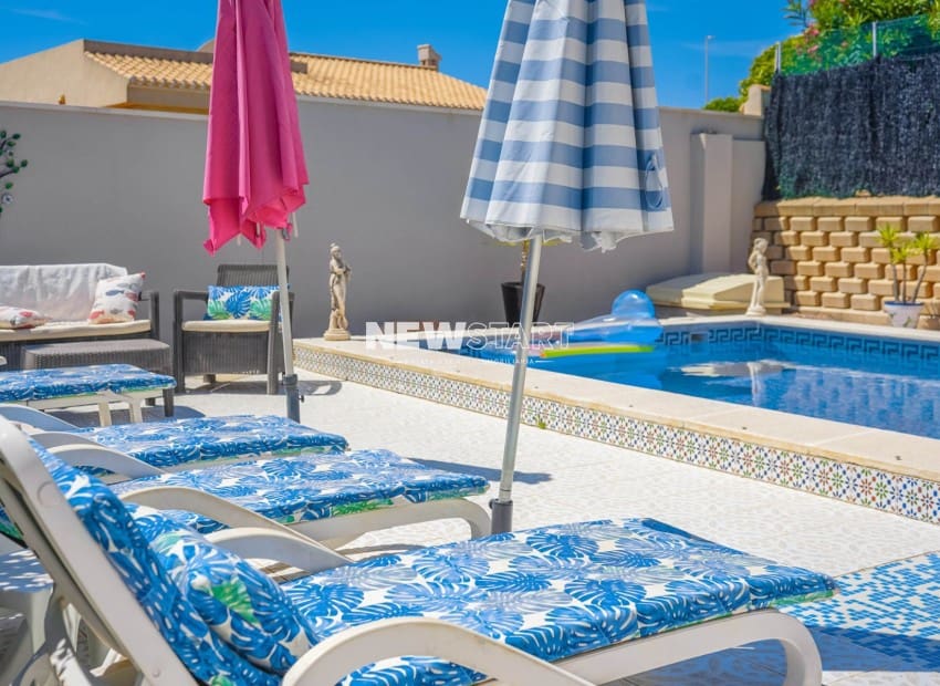 3 bedroom Villa for sale in San Fulgencio with pool - € 375,000 (Ref: 9850356)