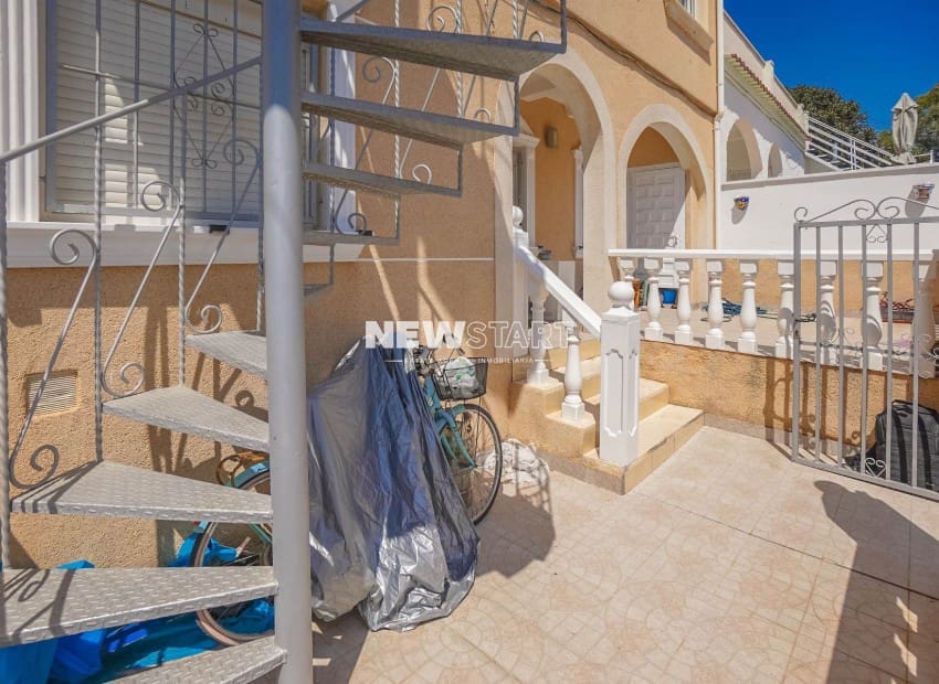 4 soveværelse Byhus til salg i San Fulgencio med garage - € 145.000 (Ref: 9850490)