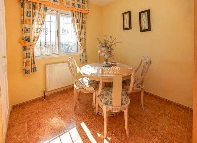 3 camera da letto Villetta Bifamiliare in vendita in La Marina, Elche / Elx con piscina garage - 199.000 € (Rif: 9850494)