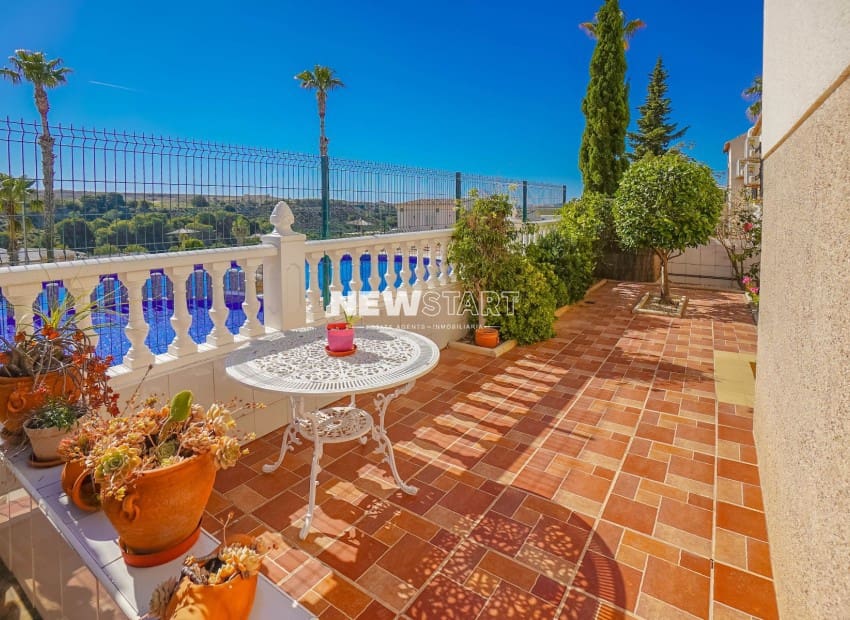 3 camera da letto Villetta Bifamiliare in vendita in La Marina con piscina garage - 199.000 € (Rif: 9850494)