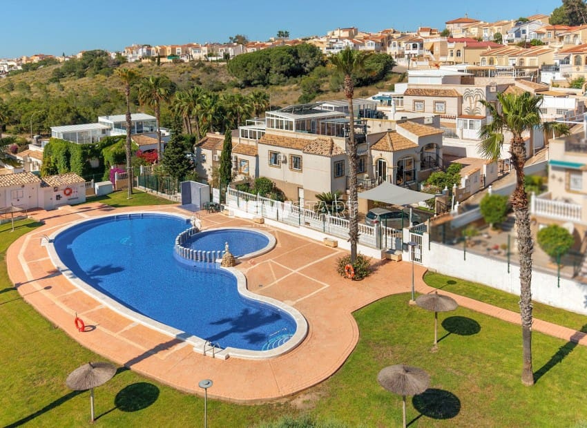 3 camera da letto Villetta Bifamiliare in vendita in La Marina con piscina garage - 199.000 € (Rif: 9850494)