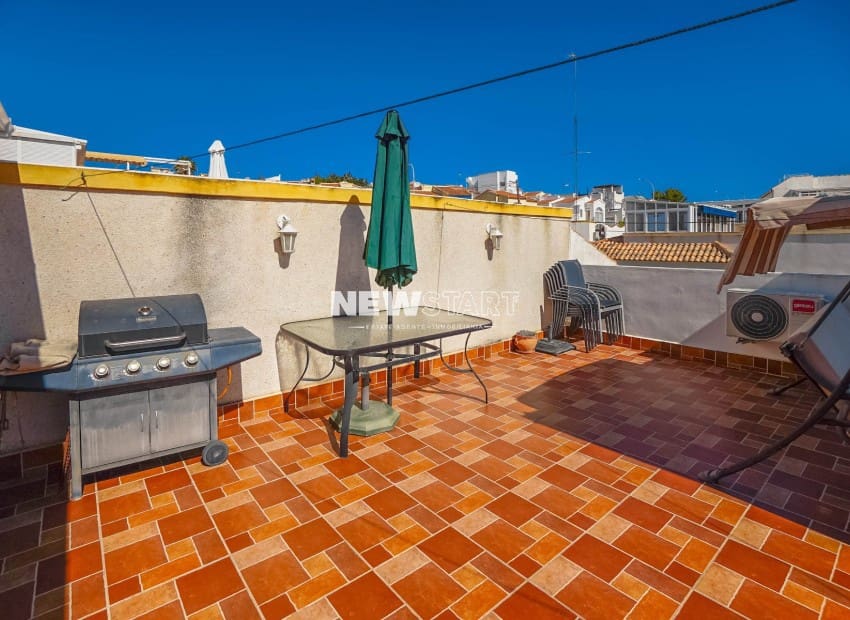 3 camera da letto Villetta Bifamiliare in vendita in La Marina con piscina garage - 199.000 € (Rif: 9850494)