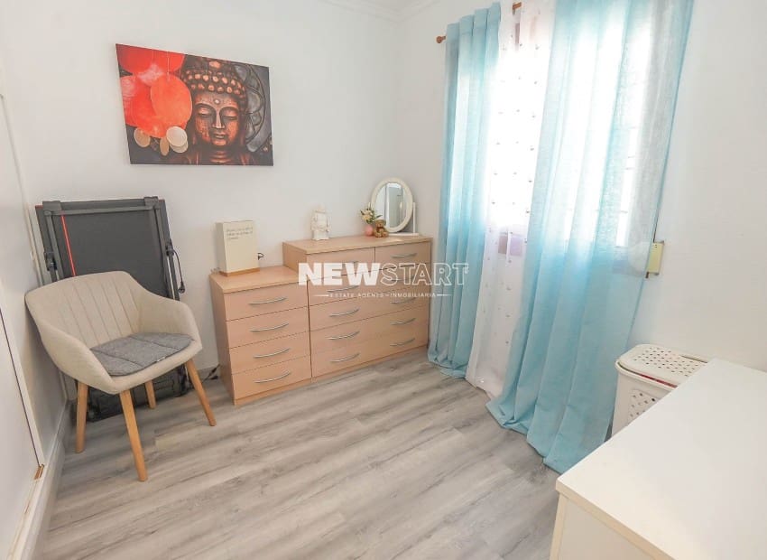 2 bedroom Villa for sale in San Fulgencio - € 199,000 (Ref: 9854413)