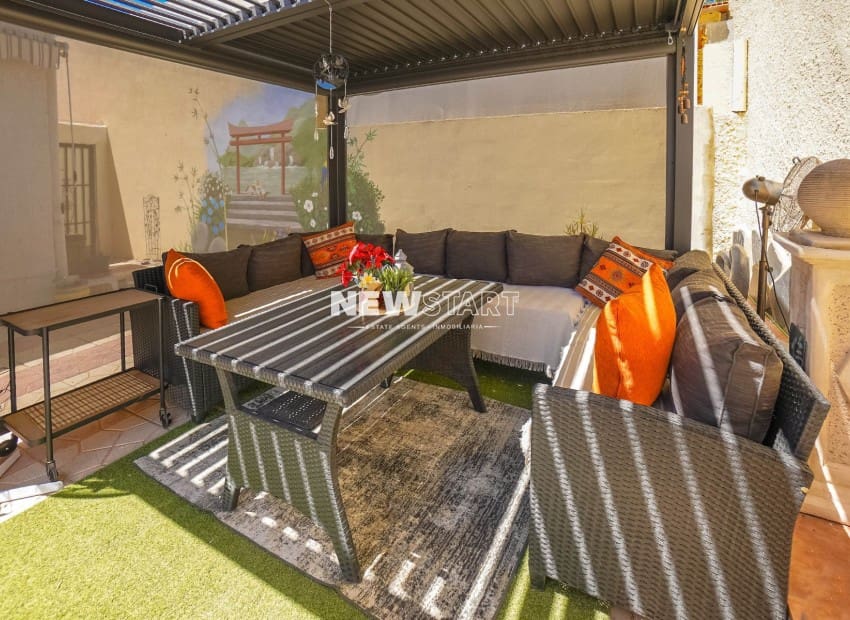 2 bedroom Villa for sale in San Fulgencio - € 199,000 (Ref: 9854413)
