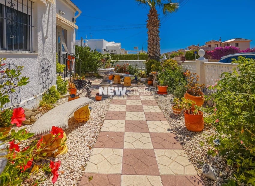 2 bedroom Villa for sale in San Fulgencio - € 199,000 (Ref: 9854413)