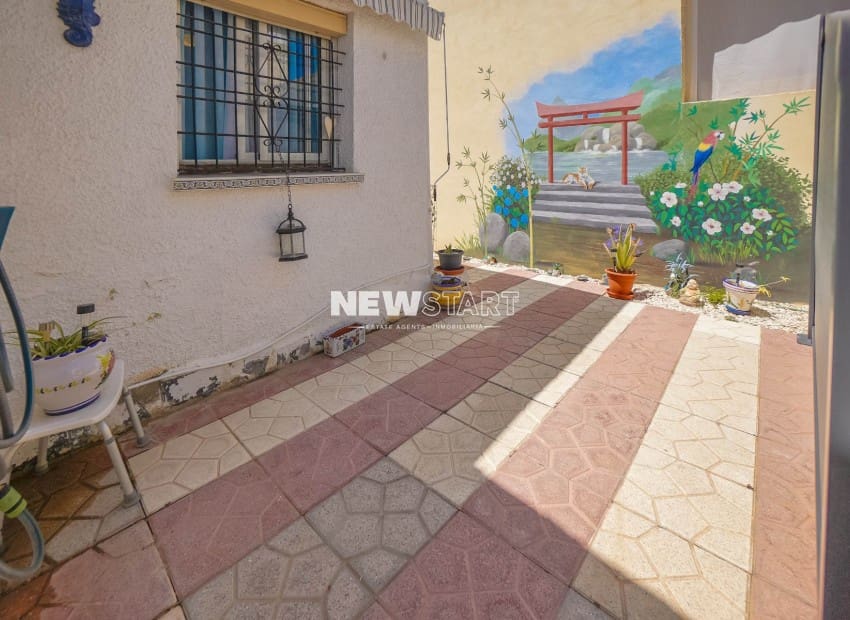 2 bedroom Villa for sale in San Fulgencio - € 199,000 (Ref: 9854413)
