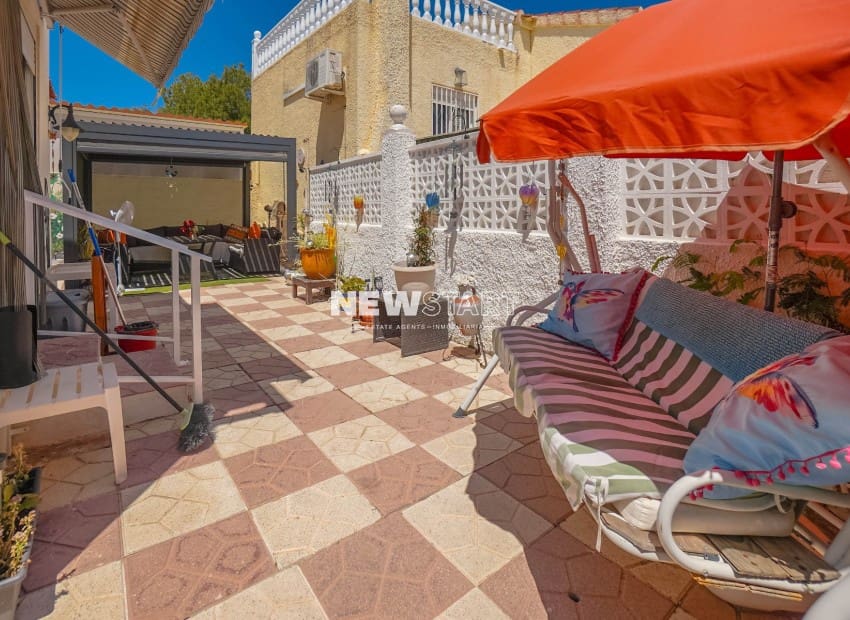 2 bedroom Villa for sale in San Fulgencio - € 199,000 (Ref: 9854413)
