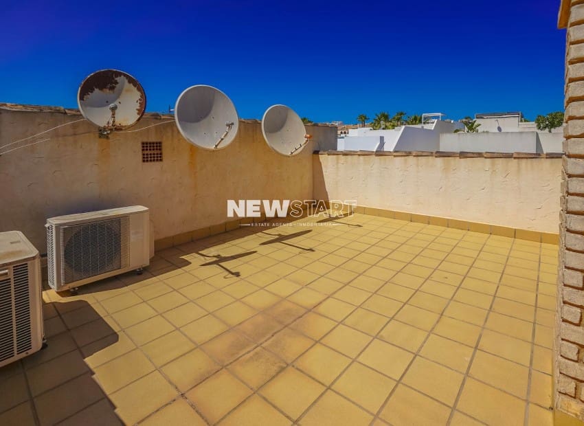 3 soveværelse Villa til salg i La Marina med swimmingpool - € 409.000 (Ref: 9854414)