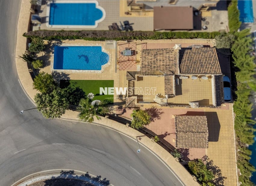 3 bedroom Villa for sale in San Fulgencio with pool garage - € 389,000 (Ref: 9854414)