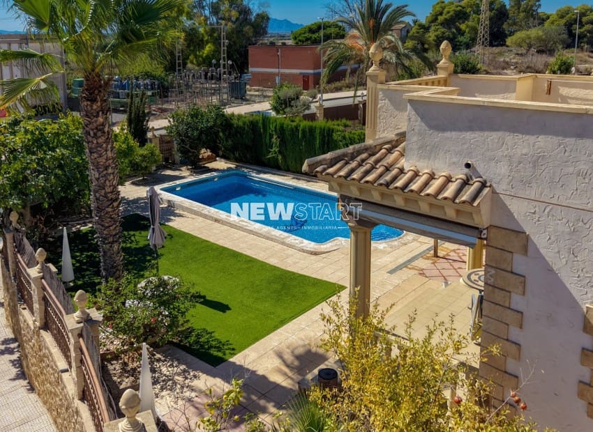 3 bedroom Villa for sale in San Fulgencio with pool garage - € 389,000 (Ref: 9854414)