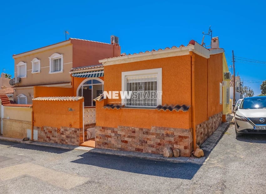 2 soverom Bungalow til salgs i San Fulgencio med garasje - € 115 000 (Ref: 9865525)